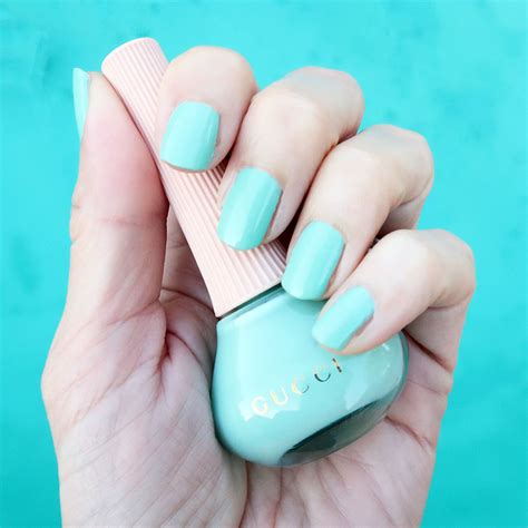 gucci dorothy turquoise nail polish